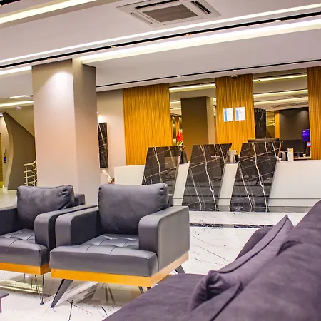 ホテル Sumela Park トラブゾン