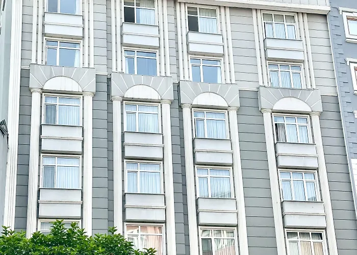 Sumela Park Hotell 3*